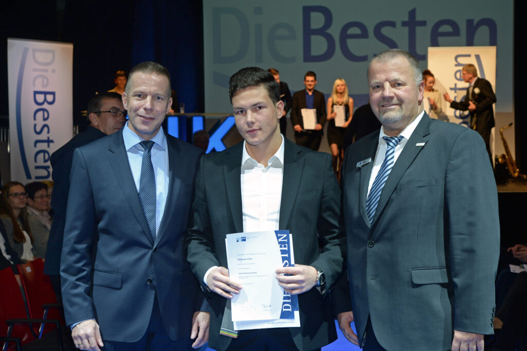 Ihk Bestenehrung Foto: Ihk Köln | Schmidt-dominé – Ihk Bestenehrung Foto: Ihk Köln | Schmidt-dominé – Erfolgsazubi® Academy